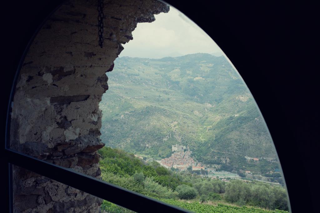 Terre Bianche Appartamenti Dolceacqua Exterior photo